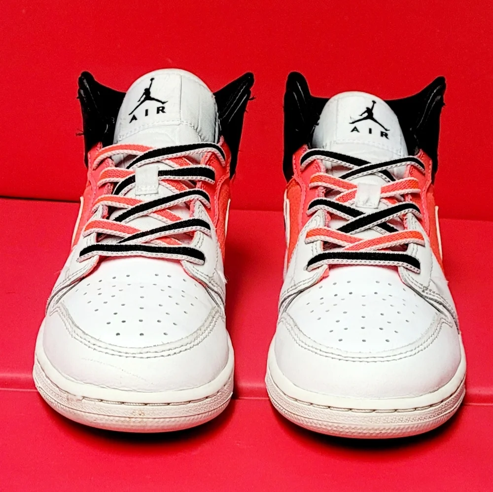 Jordan 1 Mid Black Infrared GS Shoes #FB4417-016 size 5Y Big Boys / Women's 6.5 - Picture 2 of 12